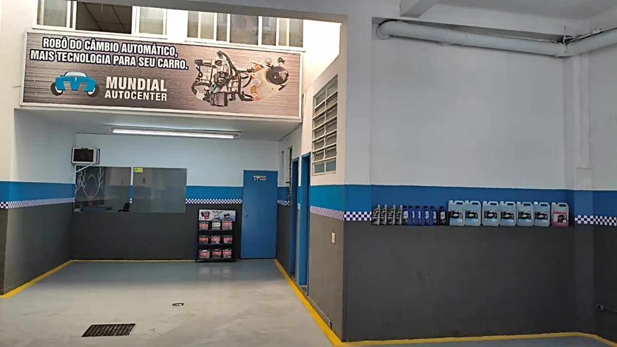 Área real de câmbio automatizado da Mundial no box 393
